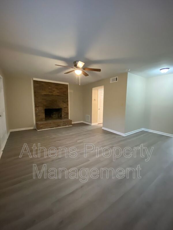 Foto principal - 187 Shoemaker Ct