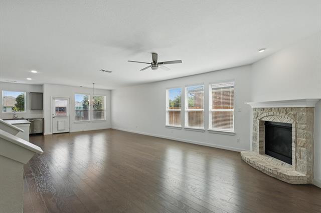 Foto del edificio - 1105 Kingston Ct