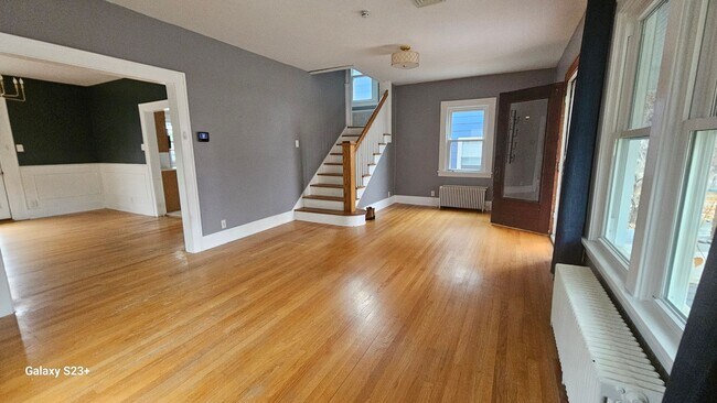 Foto del edificio - Beautifully updated 3 Bedroom