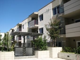 Primary Photo - 3400 Cahuenga Blvd W