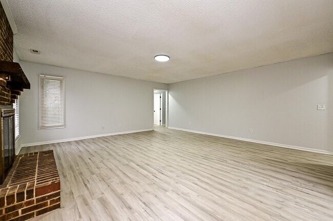 Building Photo - 6417 Williams Rd