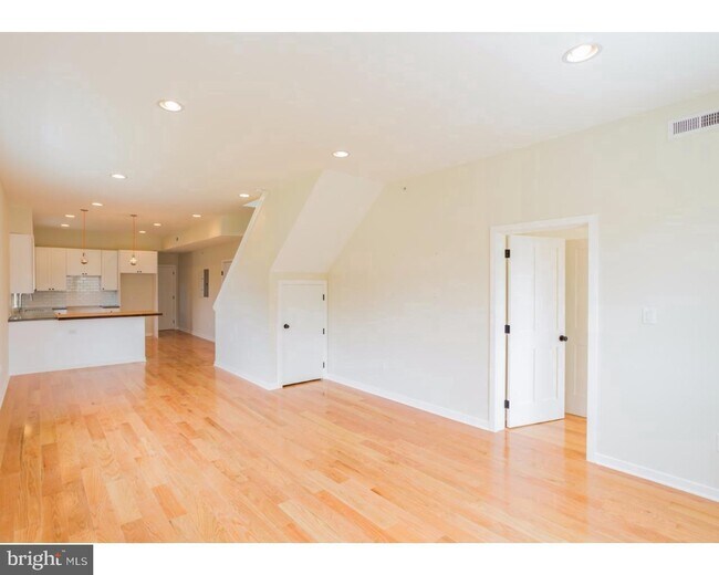 Foto del edificio - 1326 N 5th St