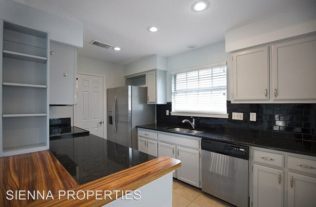 Building Photo - 3938 Shoal Creek Blvd
