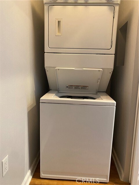 Foto del edificio - 2458 Scholarship