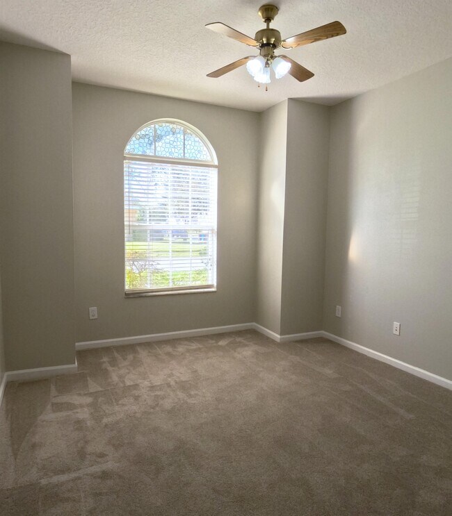 Building Photo - 11213 Cypress Trail Dr