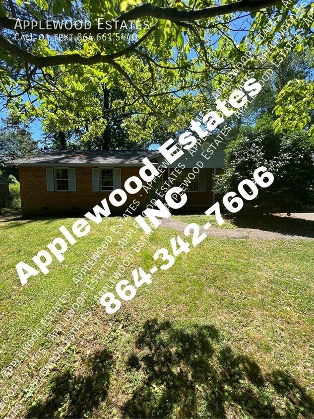 Primary Photo - 108 Woodshire Dr