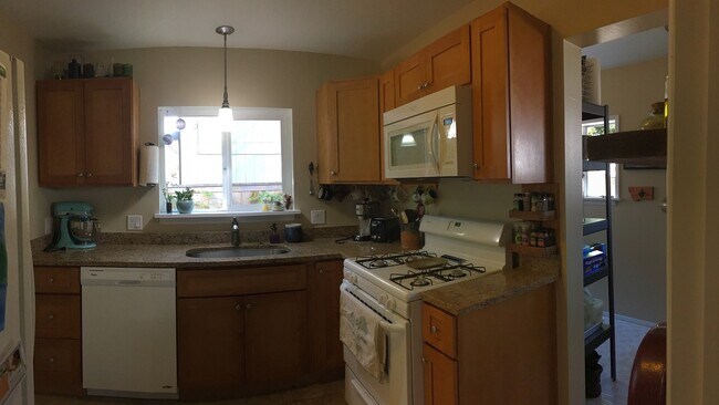 Building Photo - 1036 SW 149th St