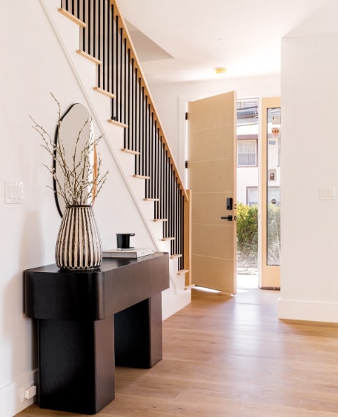 Building Photo - 27 Cross St