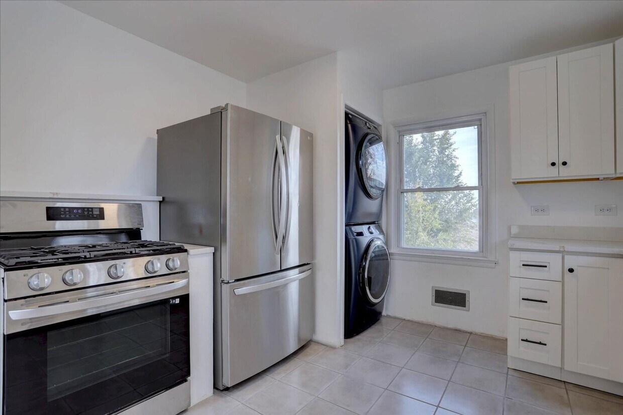 Foto principal - 2 Bedroom1 Bathroom home in Wheat Ridge