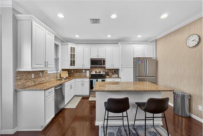 Foto del edificio - 4543 Mediterranean Cir