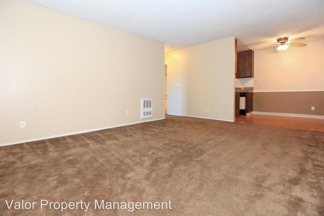 Building Photo - 8320 Fanita Dr