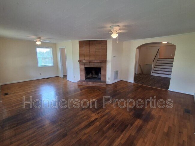 Foto del edificio - 1411 Pennington Rd