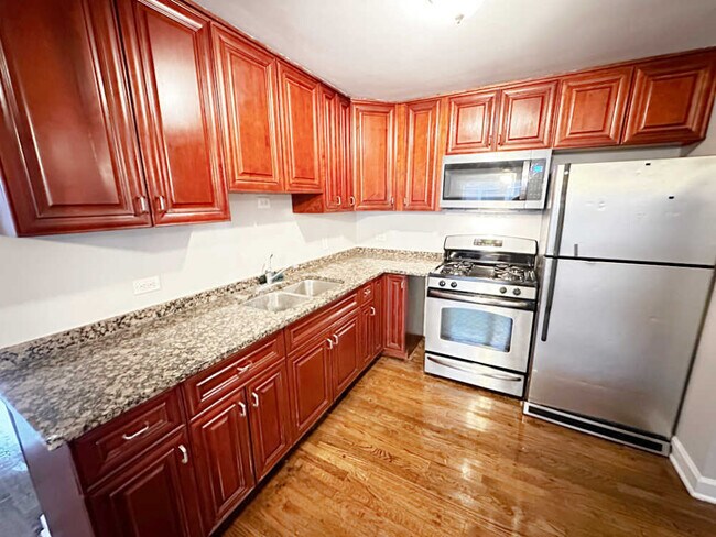 Building Photo - 5727 S Kenton Ave