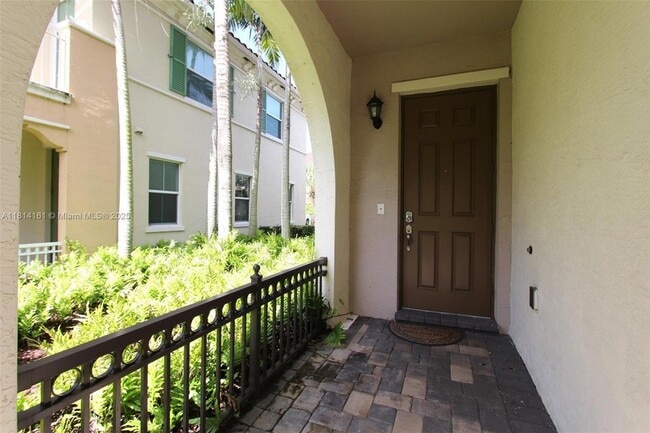 Foto del edificio - 2927 Cascada Isle Way