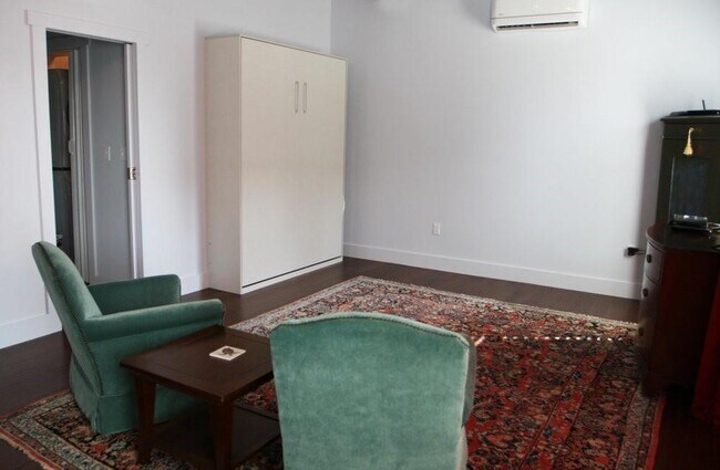 Building Photo - 4209 Gulfbreeze Blvd