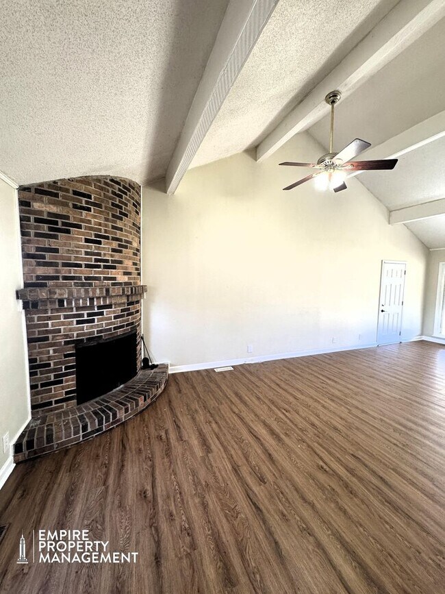 Foto del edificio - Available For Immediate Move-In!