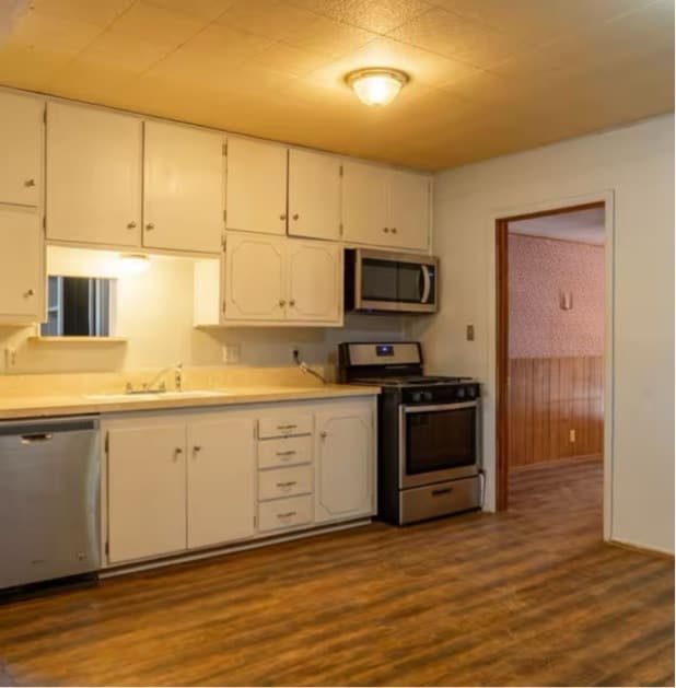 Building Photo - 708 N Rio St