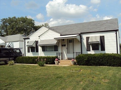 Primary Photo - 10337 Little Flower Ln