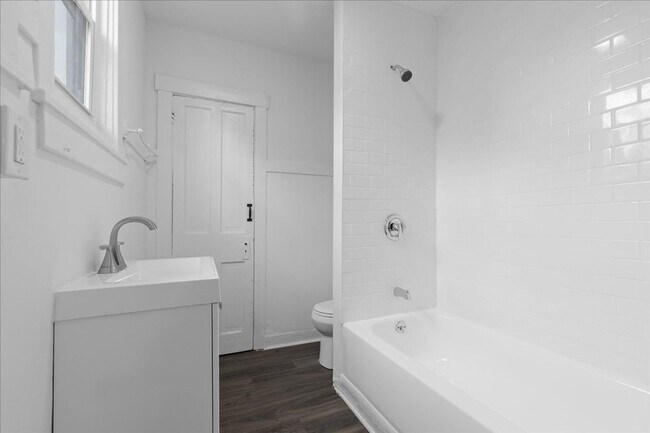 Building Photo - 3900 Howley St