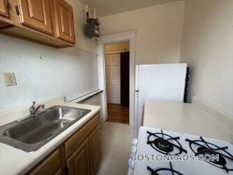 Building Photo - 1209 Boylston St