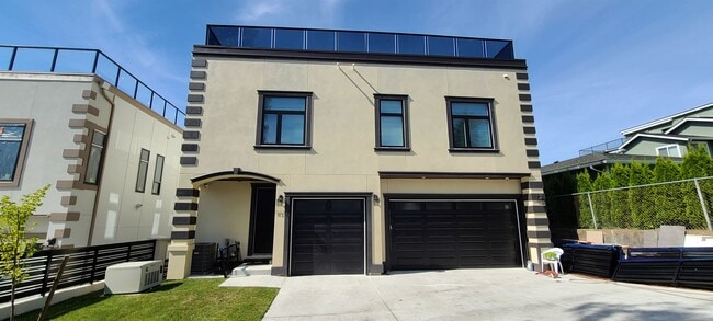 Foto del edificio - 1133 N 33rd Pl