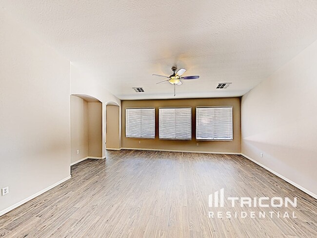 Foto del edificio - 2117 W Pickett Ct