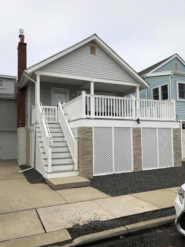 13 Pershing Ave, Manasquan, NJ 08736 House for Rent in Manasquan, NJ