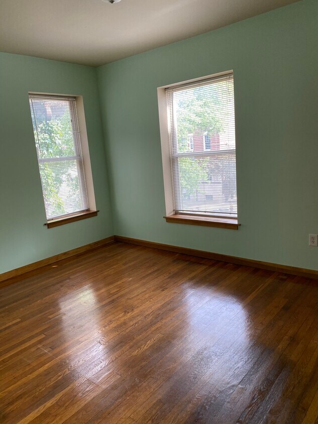 476 Prentis St Unit 4, Detroit, MI 48201 Condo for Rent in Detroit