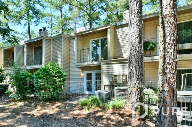 Building Photo - 240 Jamil Rd