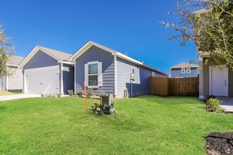 Building Photo - 23131 Shakespeare Dr