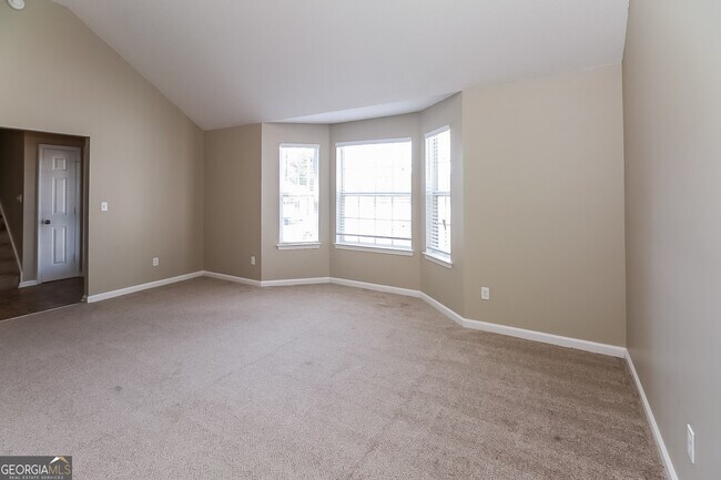 Building Photo - 719 Cherry Branch Cir