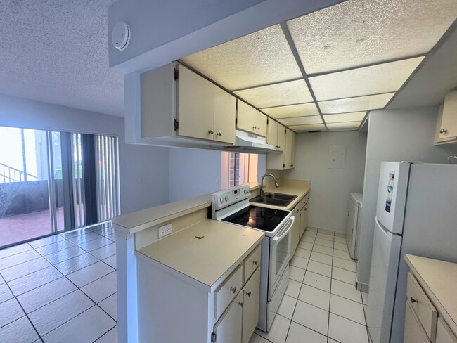 Photo - 4403 Treehouse Ln