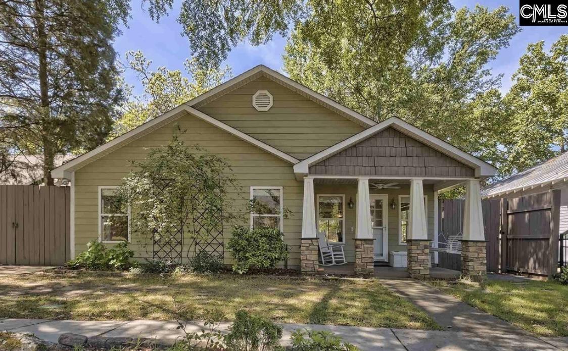 Foto principal - 3011 Clark St