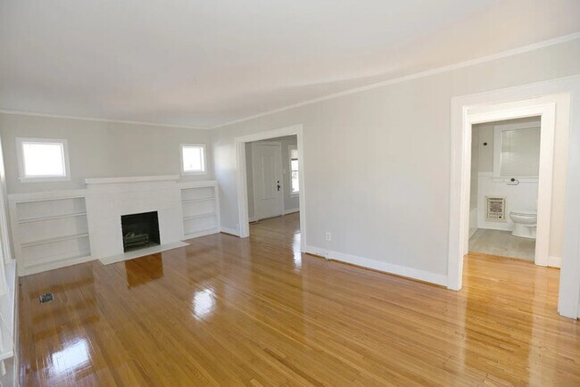 Foto del edificio - 723 N Monroe St