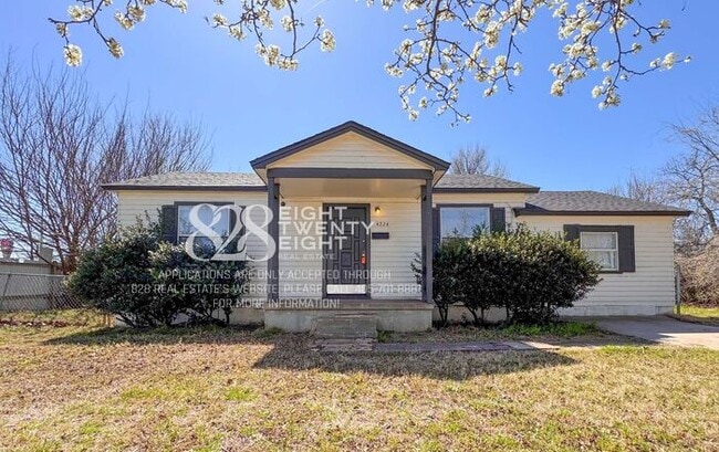 2 Bed/1 Bath Single Family Home Available NOW in Del City! - 2 Bed/1 Bath Single Family Home Available NOW in Del City!