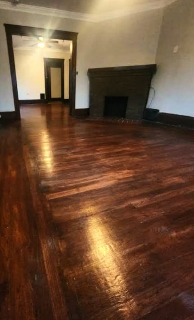 Building Photo - 1319-21 W. 111