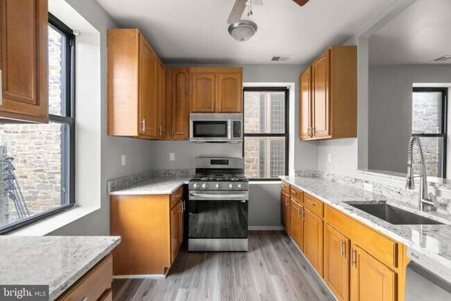 Building Photo - 2511 Eutaw Pl