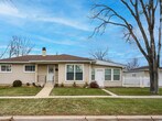 Primary Photo - 2293 S Scott St