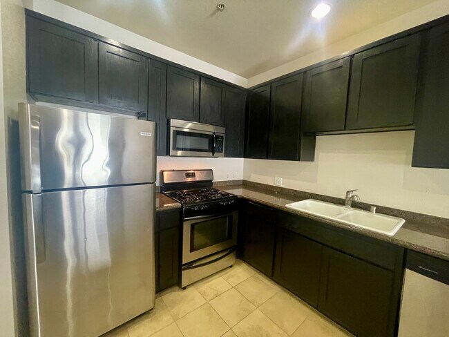 Foto del edificio - 5842 Harold Way