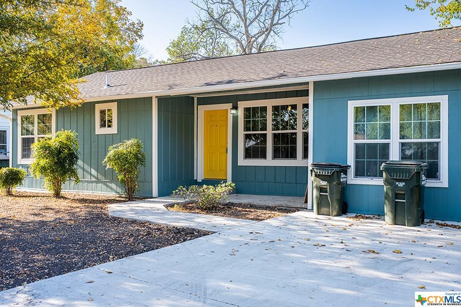 Primary Photo - 204 Parker Dr