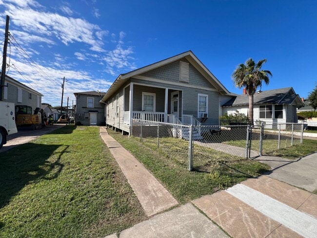 Cute 1 bedroom 1 bath duplex for lease - Cute 1 bedroom 1 bath duplex for lease House