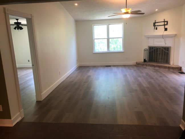 Foto del edificio - 191 Northlake Dr