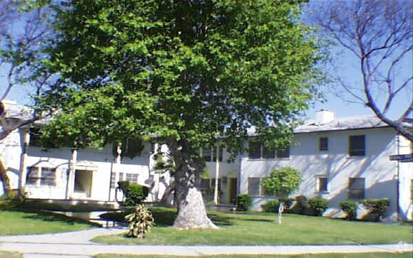 Building Photo - 4167-4173 Perlita Ave