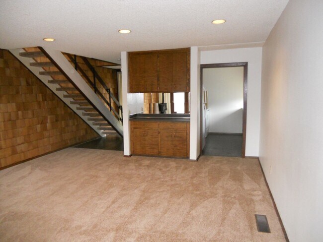 Foto del edificio - Bright & Stylish 2-Bedroom Townhouse in We...