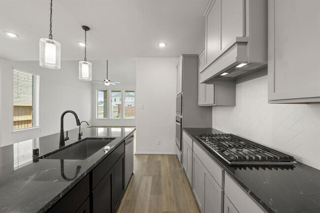 Foto del edificio - 10739 Blossom River Dr