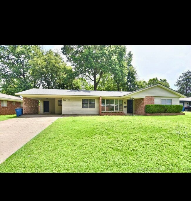 Building Photo - 5701 S Rockford Pl