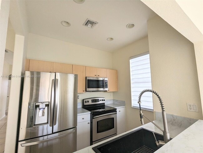 Foto del edificio - 10968 SW 236th Terrace
