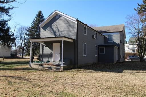 Building Photo - 60 Maplewood Ave