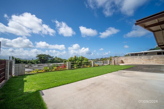 Foto del edificio - $4,600 / 3br - 1875ft2 - Stunning 3BR/2BA ...