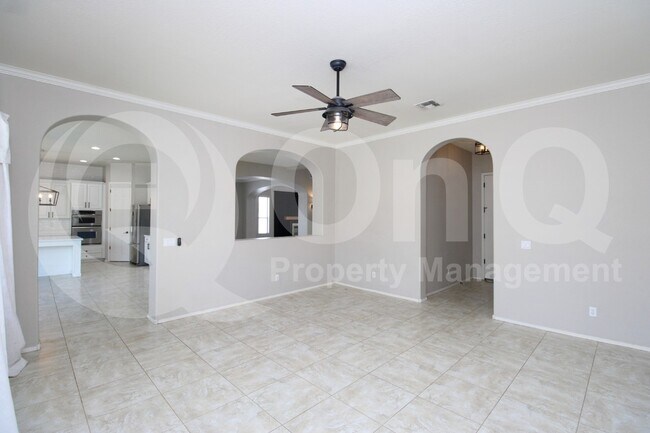 Foto del edificio - 12908 W Sierra Vista Dr